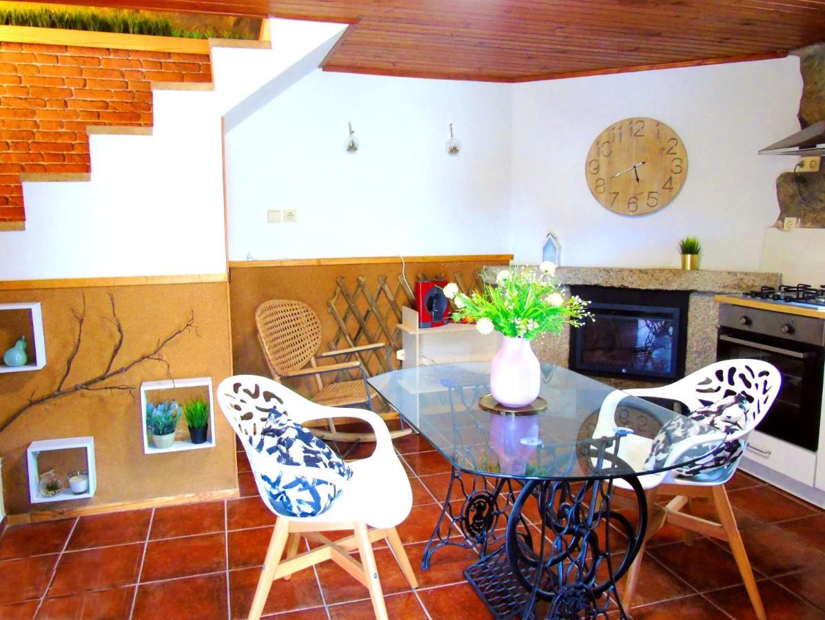 Parada  Casa Da Carvalheiraヴィラ エクステリア 写真